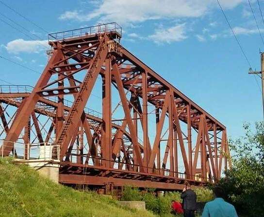 На Киевщине школьник погиб из-за селфи на мосту
