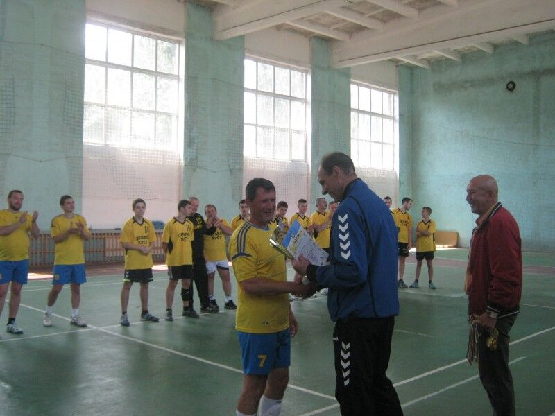 Чемпіоном Закарпаття з гандболу серед чоловічих команд стала збірна Березнянщини (ФОТО)