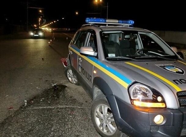 У Києві водій на Toyota протаранив машину поліції