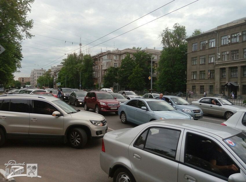 Быстриченко призвал активистов перекрыть проспект Науки