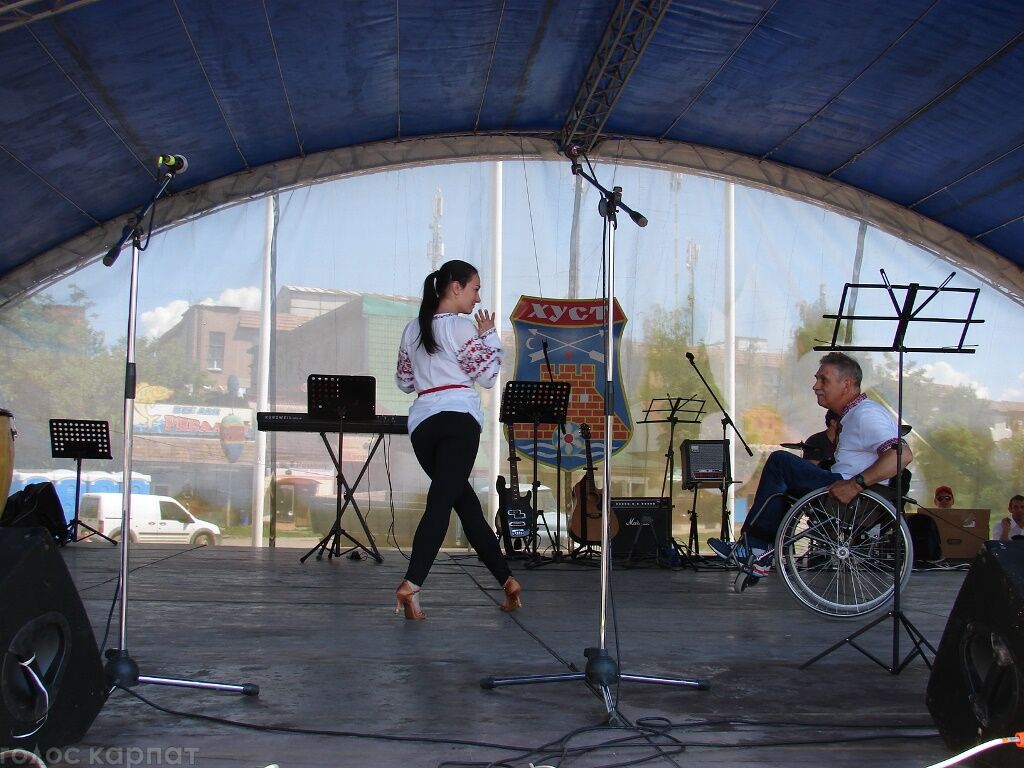 У Хусті стартував VIII Міжнародний фестиваль людей із особливими потребами "Долина нарцисів" (ФОТО)