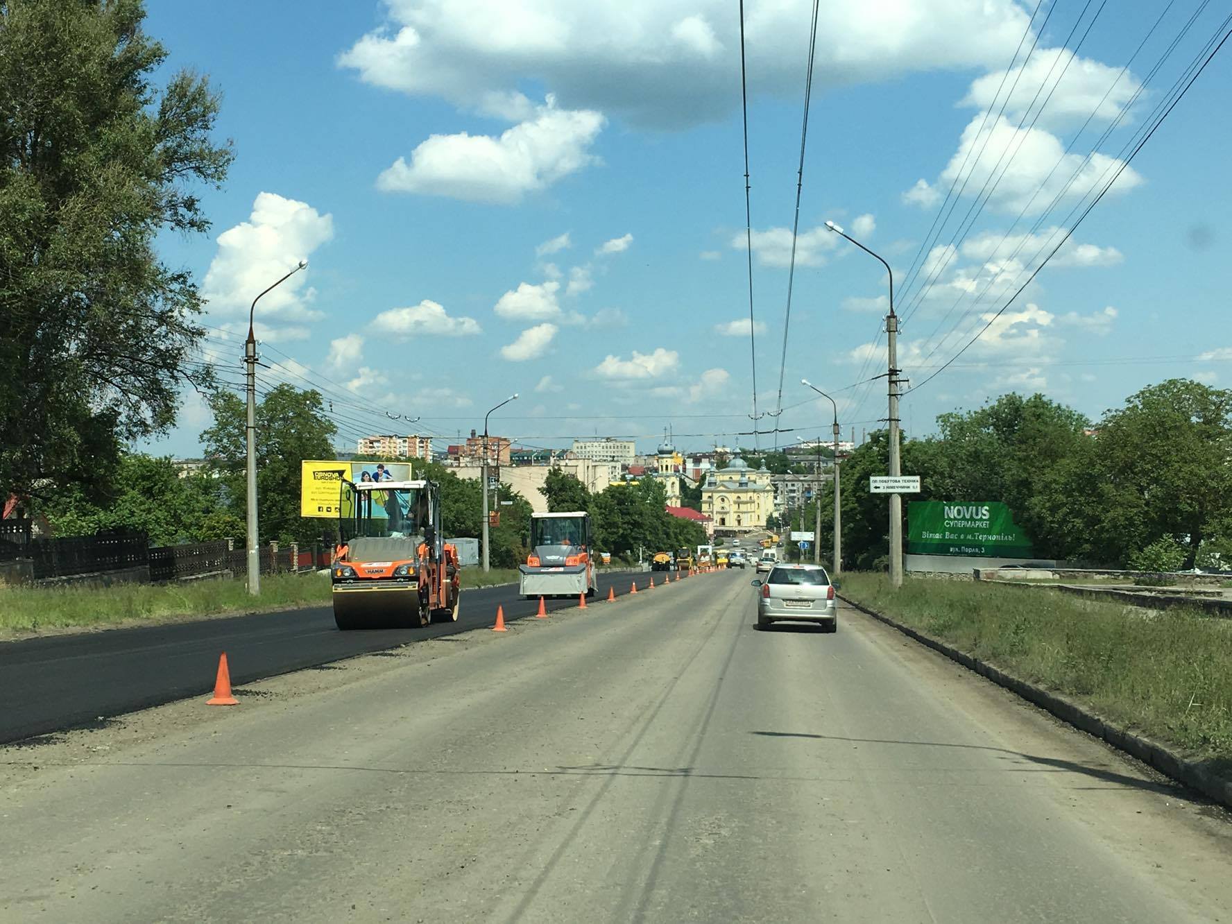 На Микулинецькій у Тернополі ремонтують дорогу (фото)