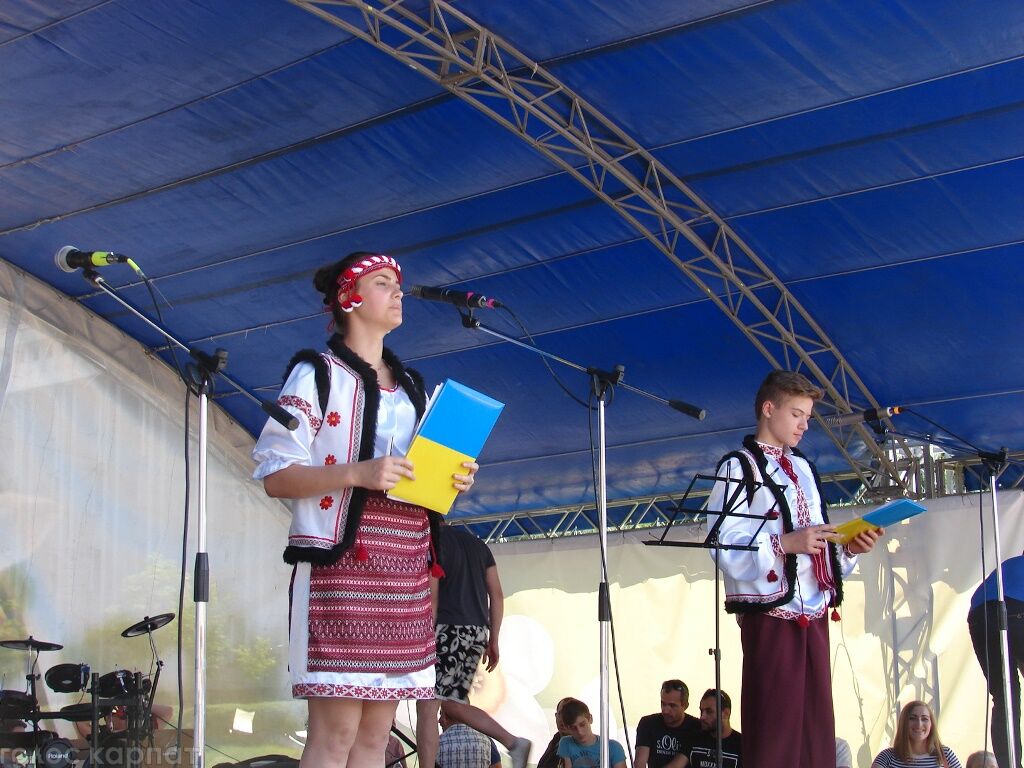У Хусті стартував VIII Міжнародний фестиваль людей із особливими потребами "Долина нарцисів" (ФОТО)