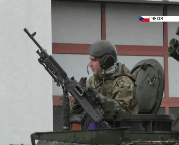 Направляється в країни Балтії: у Чехію прибула військова техніка США