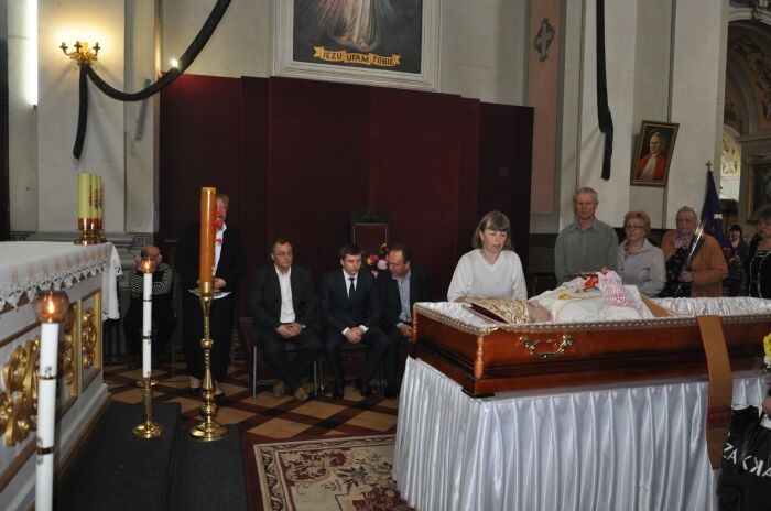 У Житомирі прощалися з Архієпископом Римсько-Католицької Церкви 51-річнм Петром Мальчуком