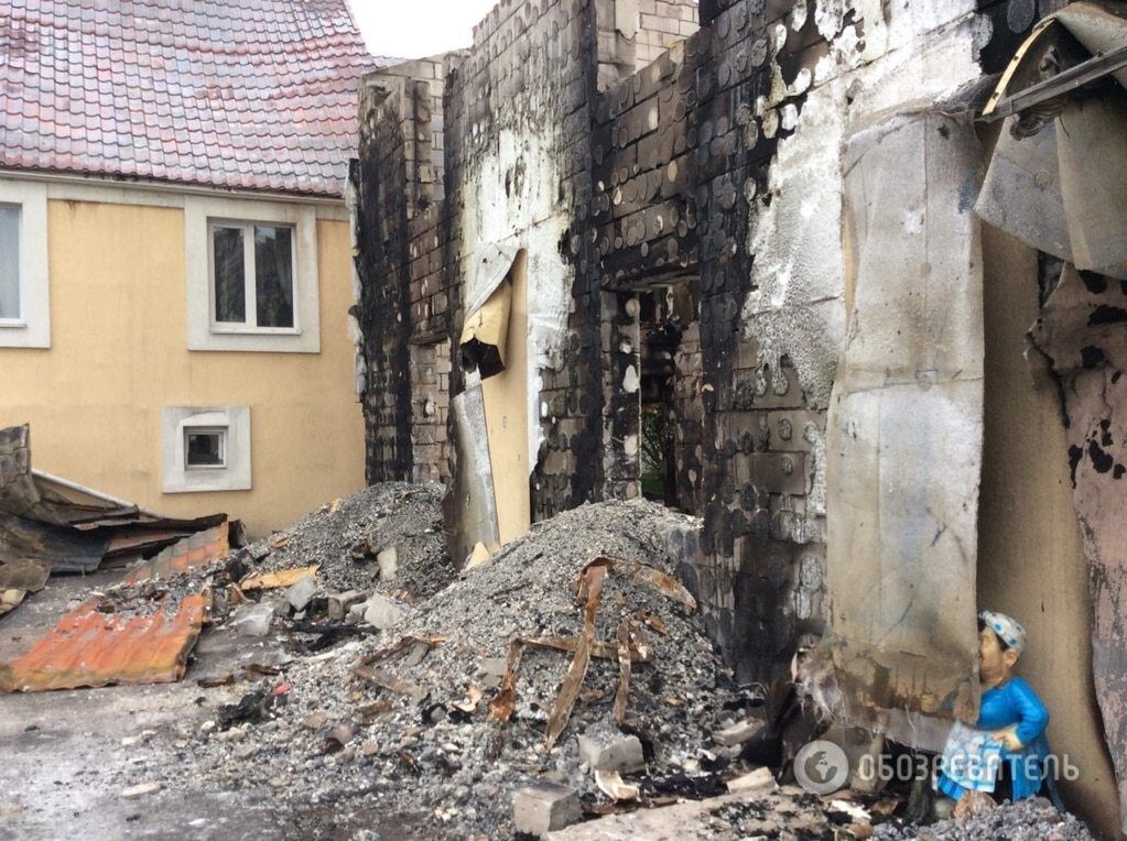 Опубліковано фоторепортаж із місця пожежі в будинку для літніх людей під Києвом