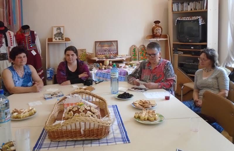 В рамках семінару-пленеру "Ужгород травневий" закарпатські митці малювали в історичному центрі та на околицях міста (ФОТО)