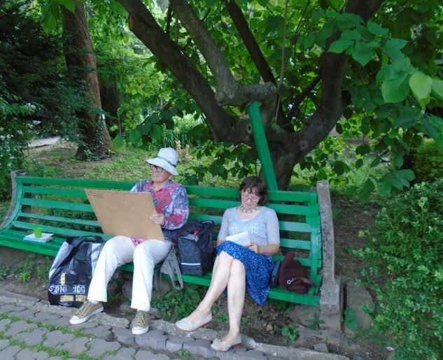 В рамках семінару-пленеру "Ужгород травневий" закарпатські митці малювали в історичному центрі та на околицях міста (ФОТО)