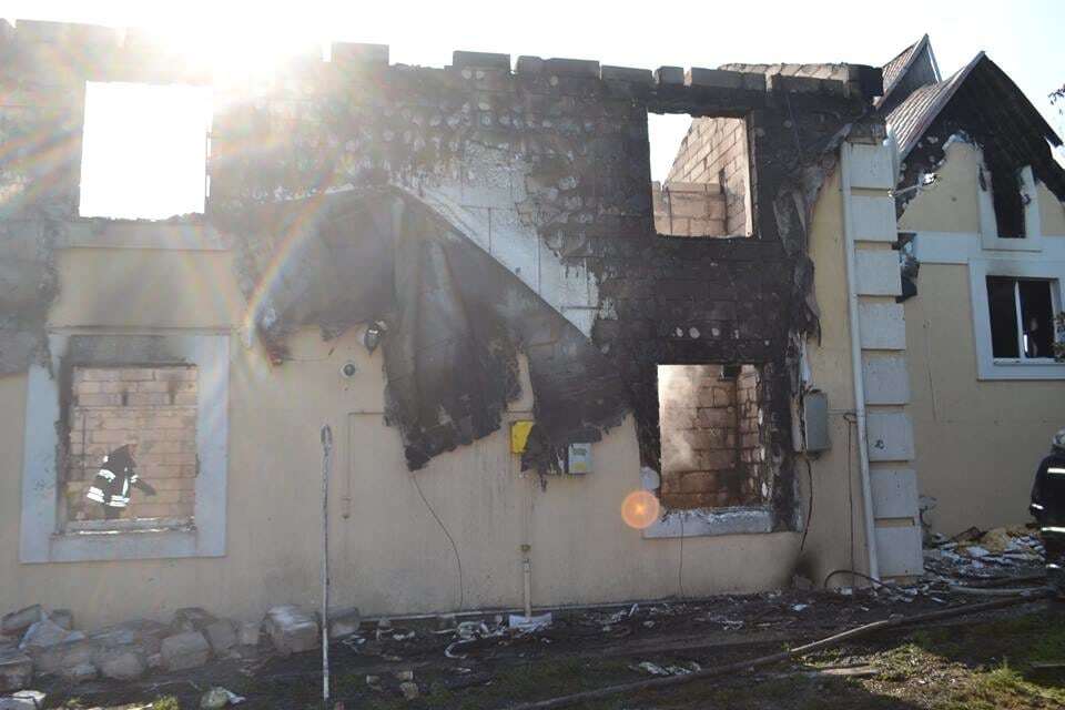 Смертельный пожар в приюте на Киевщине: врачи рассказали о состоянии пострадавших