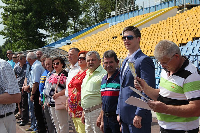 В Ужгороді понад 1000 медиків-спортсменів з усієї області змагалися у 14 видах спорту (ФОТО, ВІДЕО)
