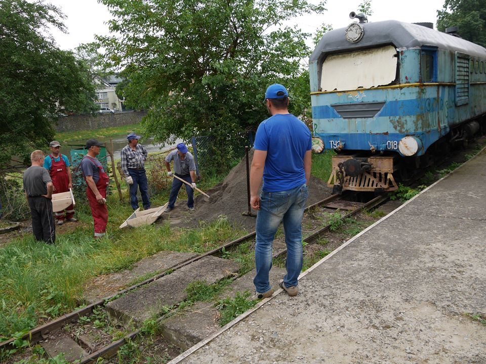 Ужгородська влада заявила про готовність співфінансувати відновлення дитячої залізниці, наразі обстежать територію (ФОТО)