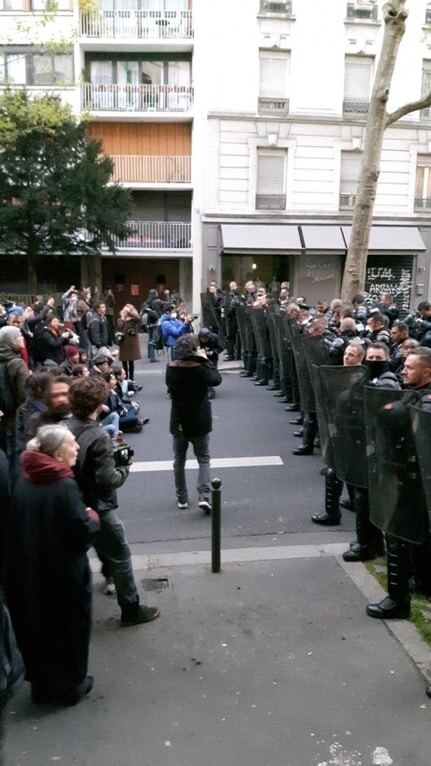 В Париже произошли беспорядки из-за выселения мигрантов