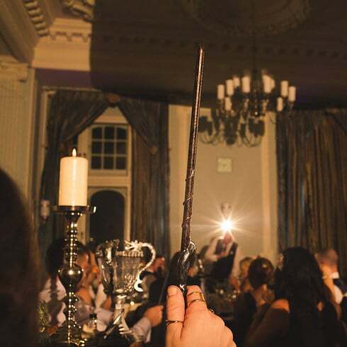 В Англии влюбленные сыграли свадьбу в стиле Гарри Поттера: опубликованы фото