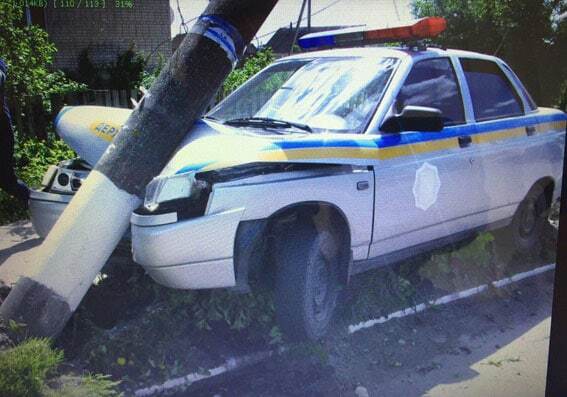 Авто полиции попало в ДТП в Ривненской области: фотофакт