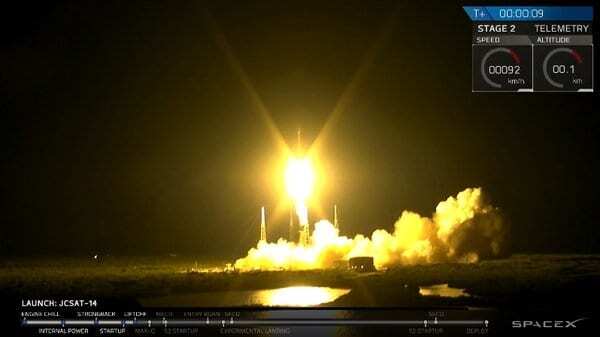 Уже не случайность: SpaceX второй раз посадила ступень ракеты Falcon 9 на платформу в океане