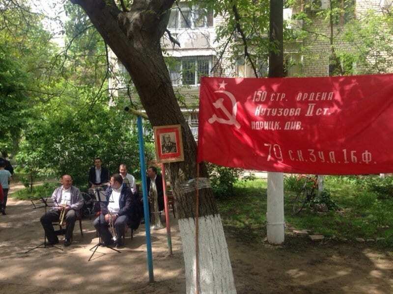 В Одесі влаштували концерт зі Сталіним і "Правдою"