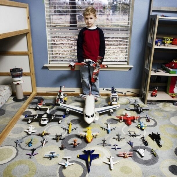 Цветы жизни: дети мира и их игрушки