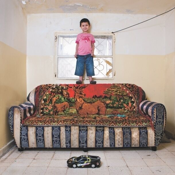 Цветы жизни: дети мира и их игрушки