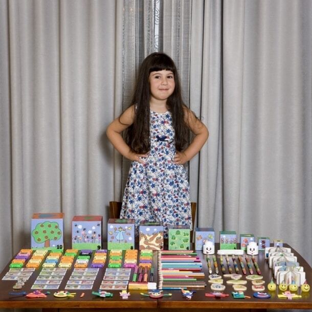 Цветы жизни: дети мира и их игрушки