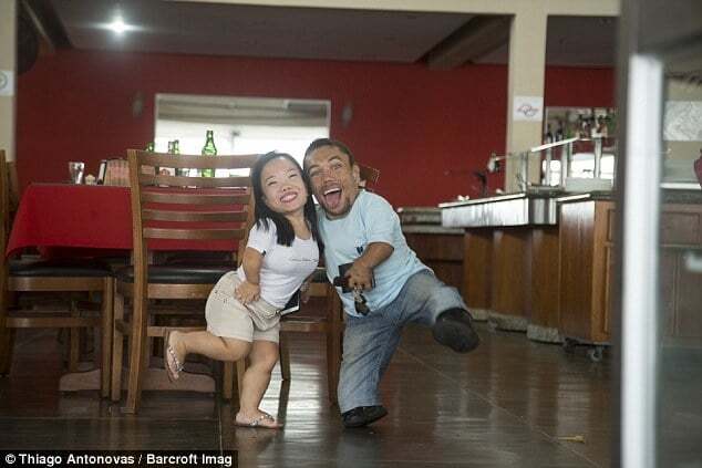 Рост — не главное: семья карликов из Бразилии поделилась своей историей любви