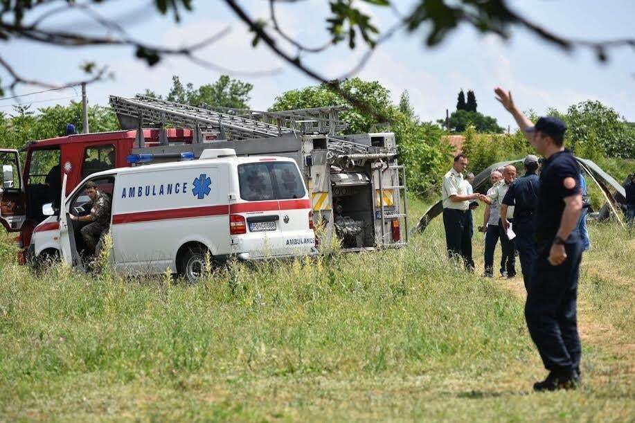 В Черногории разбился военный вертолет: фоторепортаж