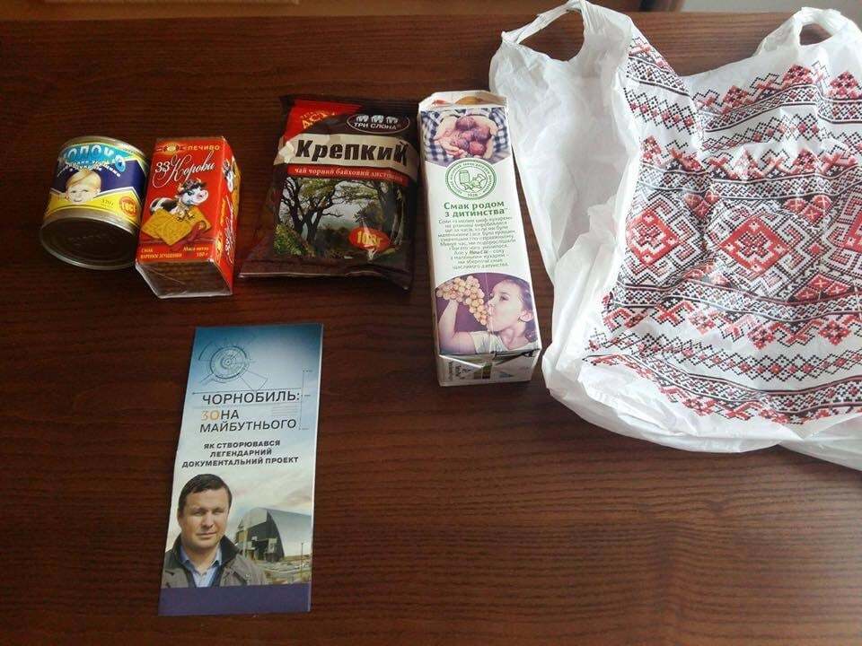 На довыборах в Раду голоса жителей Чернигова оценили в "банку сгущенки": фотофакт