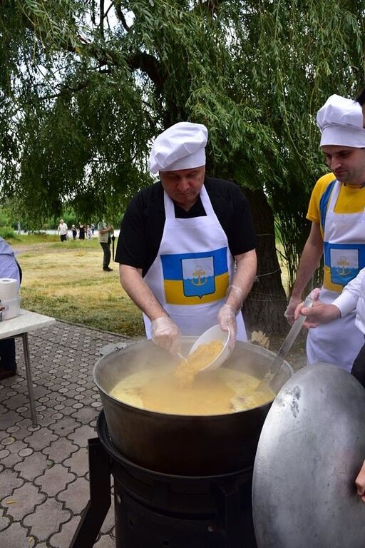 Річниця визволення Маріуполя: Аброськін розповів, як варив суп із Аваковим