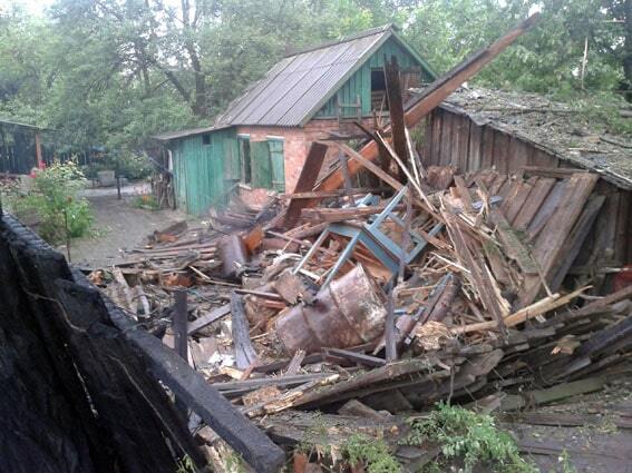 Терористи "ДНР" обстріляли будинки мирних жителів, загинула жінка
