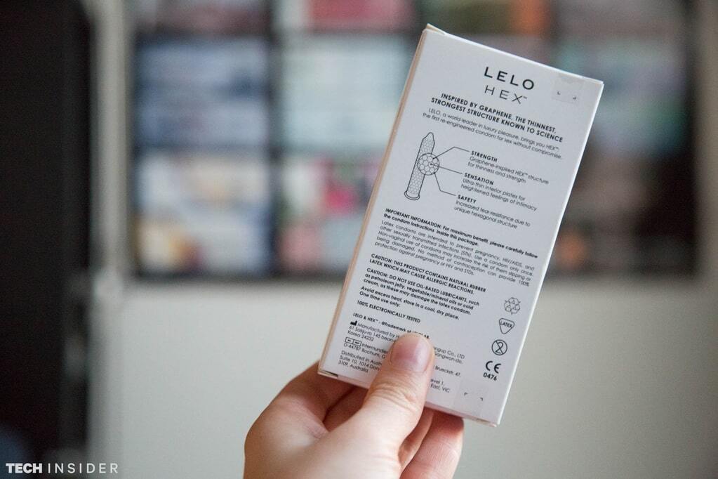 "В несколько раз прочнее": Шведы изобрели "презерватив будущего". Фотофакт