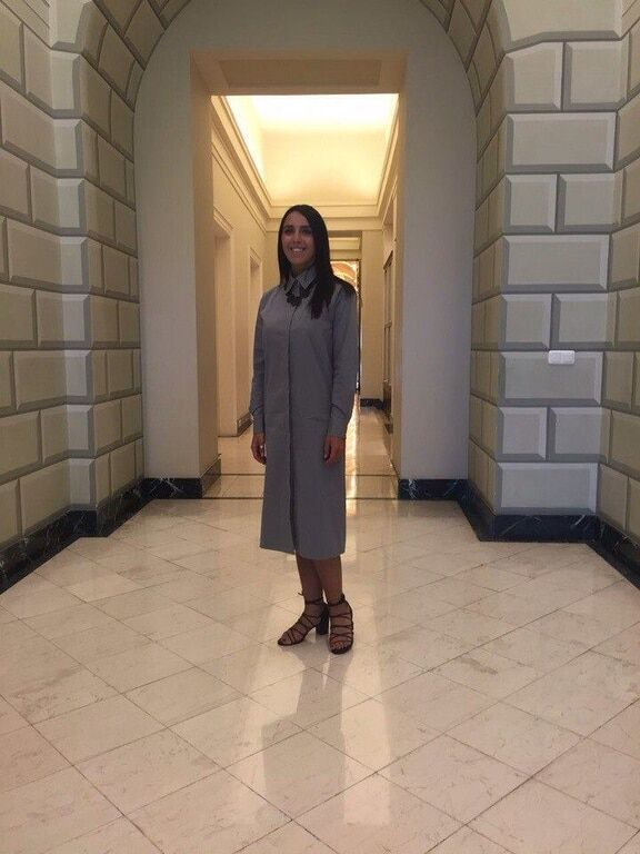 Джамала в платье-рубашке продефилировала в Вильнюсе: опубликованы фото
