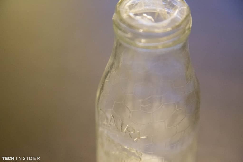 "В несколько раз прочнее": Шведы изобрели "презерватив будущего". Фотофакт