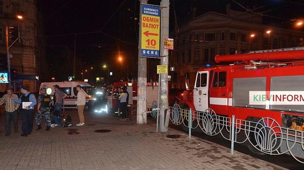 СМИ узнали, зачем неизвестные устроили взрыв в жилом доме Киеве: фото и видеофакт