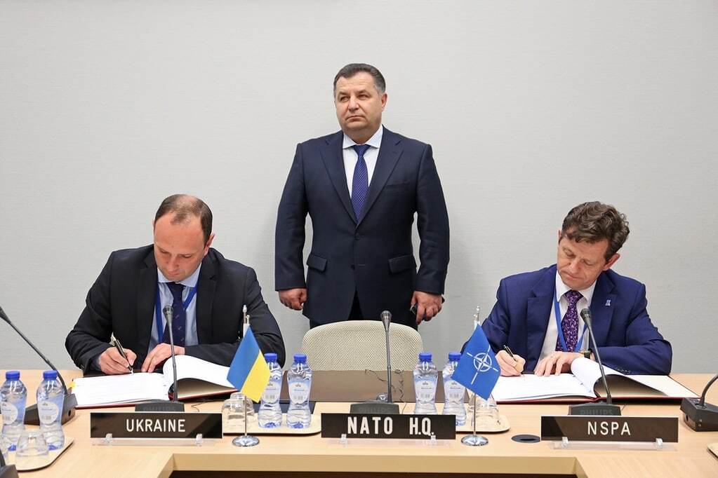 Соглашение подписано: НАТО будет поддерживать украинскую армию. Опубликованы фото