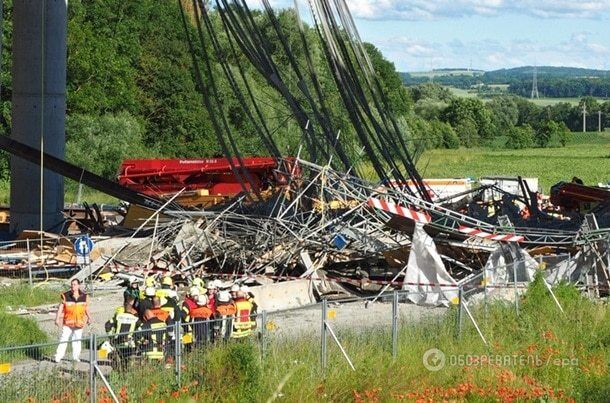 В Германии обрушился недостроенный мост: есть жертвы. Опубликованы фото