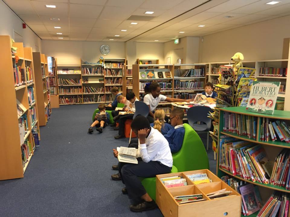 Никаких правил и оценок: как обучают детей в школах Нидерландов 