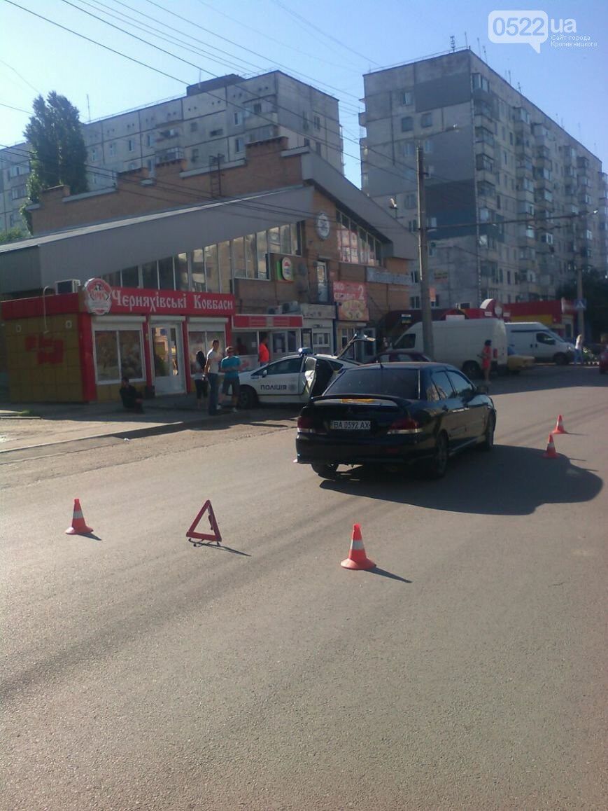 В Кировограде произошло два ДТП с участием пешеходов: сбит ребенок. Фото