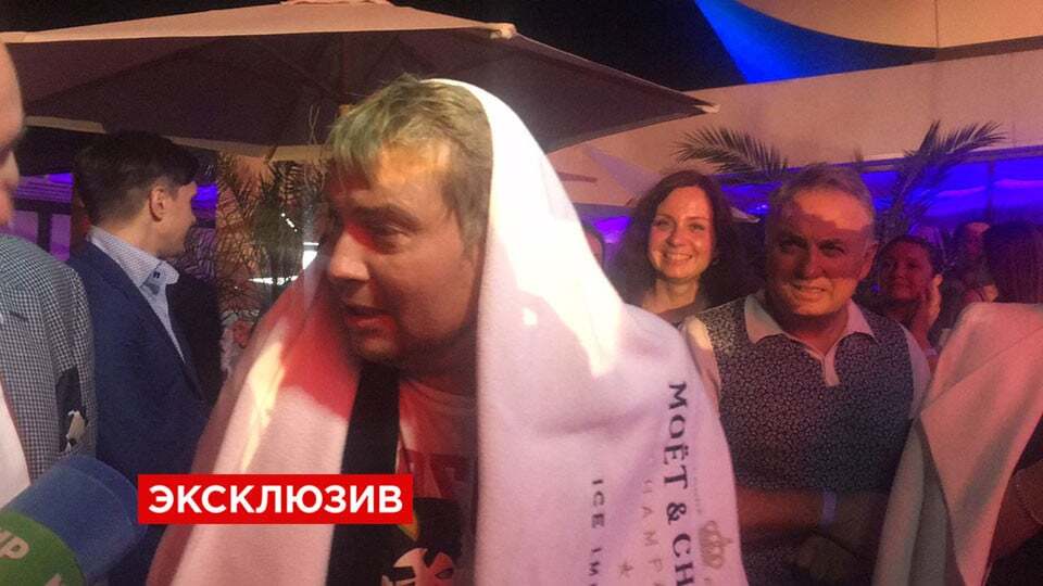 На вечеринке в Москве Ани Лорак столкнула Николая Баскова в бассейн