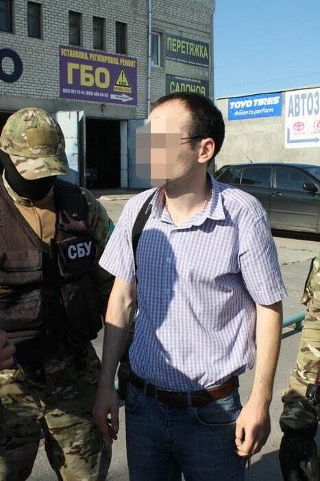Поймали на горячем: российский дипломат попытался дать взятку правоохранителю. Фото- и видеофакт