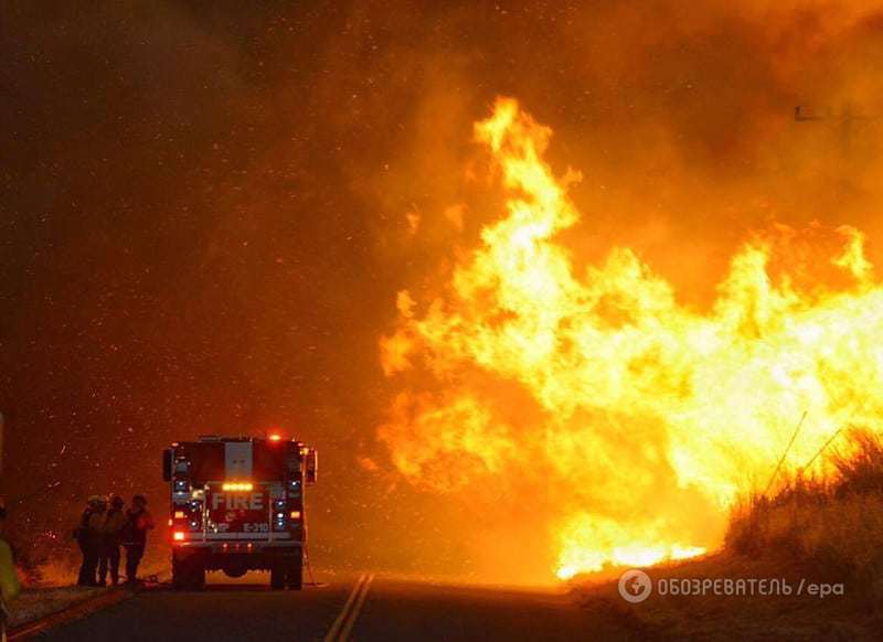 Калифорния в огне: масштабные пожары вынудили сотни людей покинуть дома. Опубликованы фото и видео