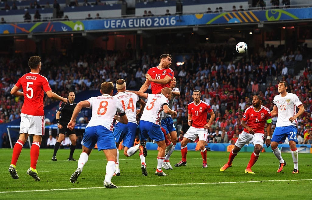 Россия разгромно проиграла Уэльсу и вылетела с Евро-2016