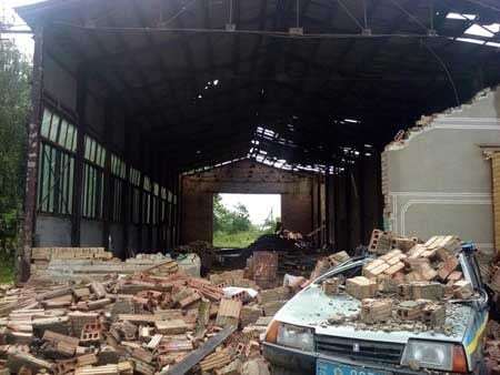 Разрушения и сломанные деревья: появились фото последствий урагана на Прикарпатье