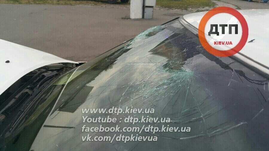 Жуткое ДТП в Киеве: пострадали шесть человек, ребенок попал в реанимацию. Опубликованы фото
