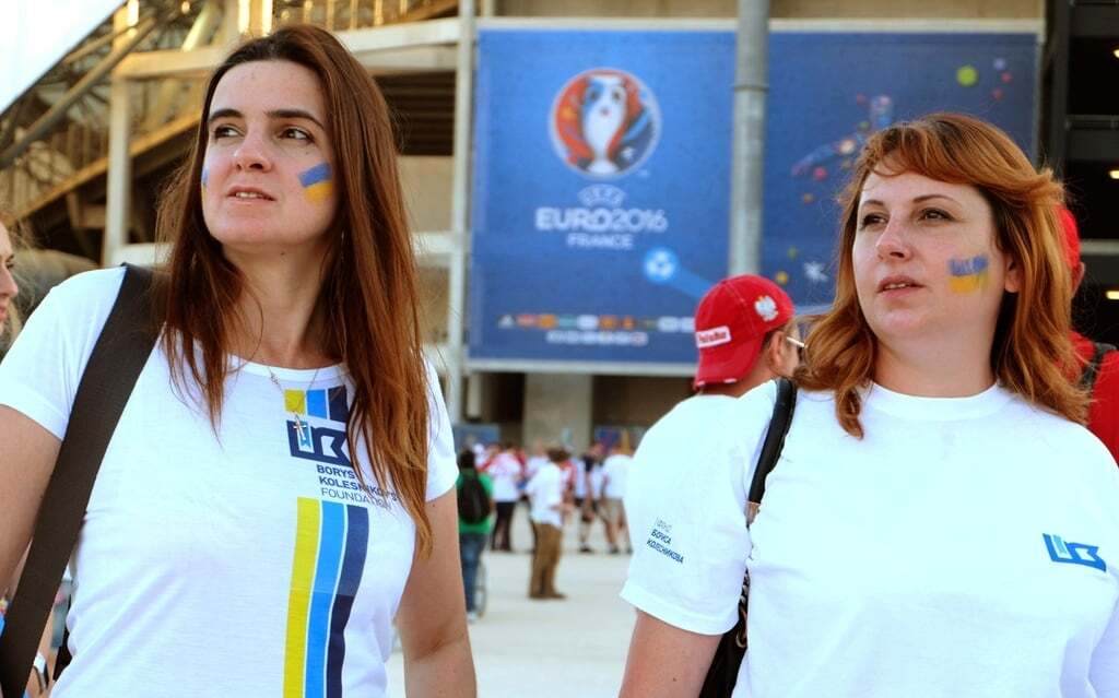 Фонд Колесникова отправил победителей конкурса "Мой Евро" на Чемпионат Европы по футболу-2016