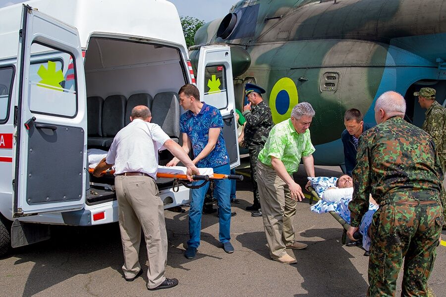 В Киев из зоны АТО прибыл вертолет с ранеными нацгвардейцами: опубликованы фото