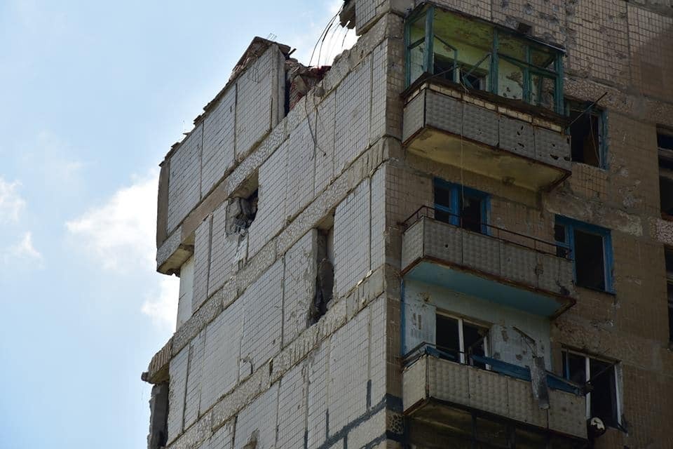 Под обстрелами 710 дней: опубликованы фото разрушений в Красногоровке