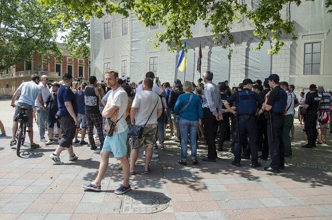 На участников "антитрухановского майдана" в Одессе могут подать в суд за клевету: опубликованы фото