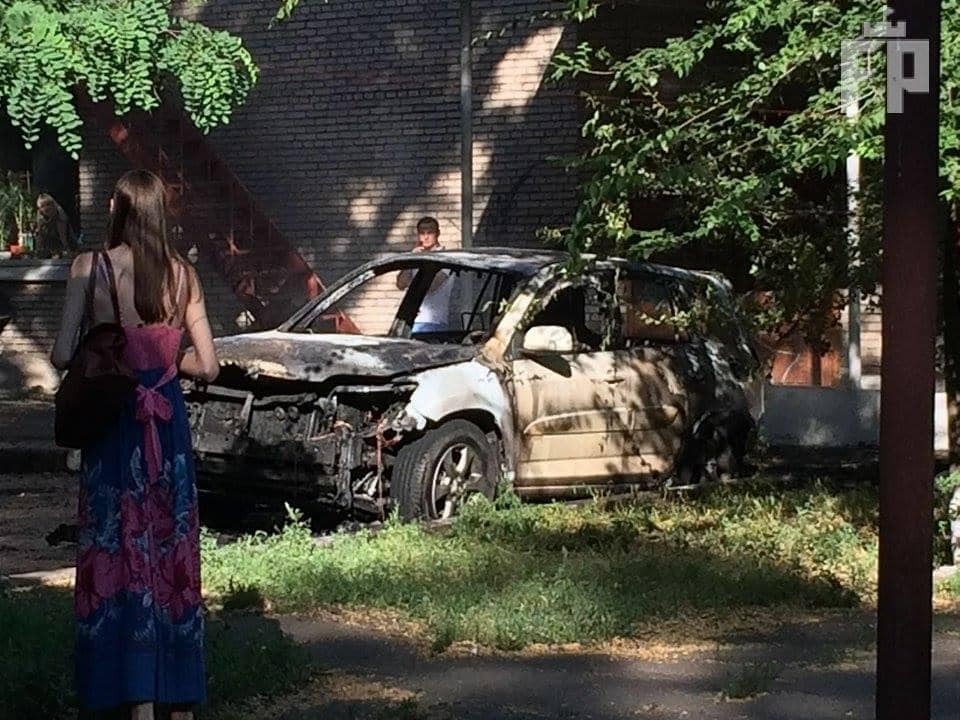 У центрі Запоріжжя вибухнув автомобіль