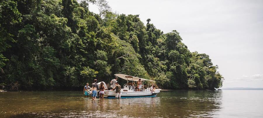 Умиротворення і спокій: мандрівник поділився фото з Коста-Ріки