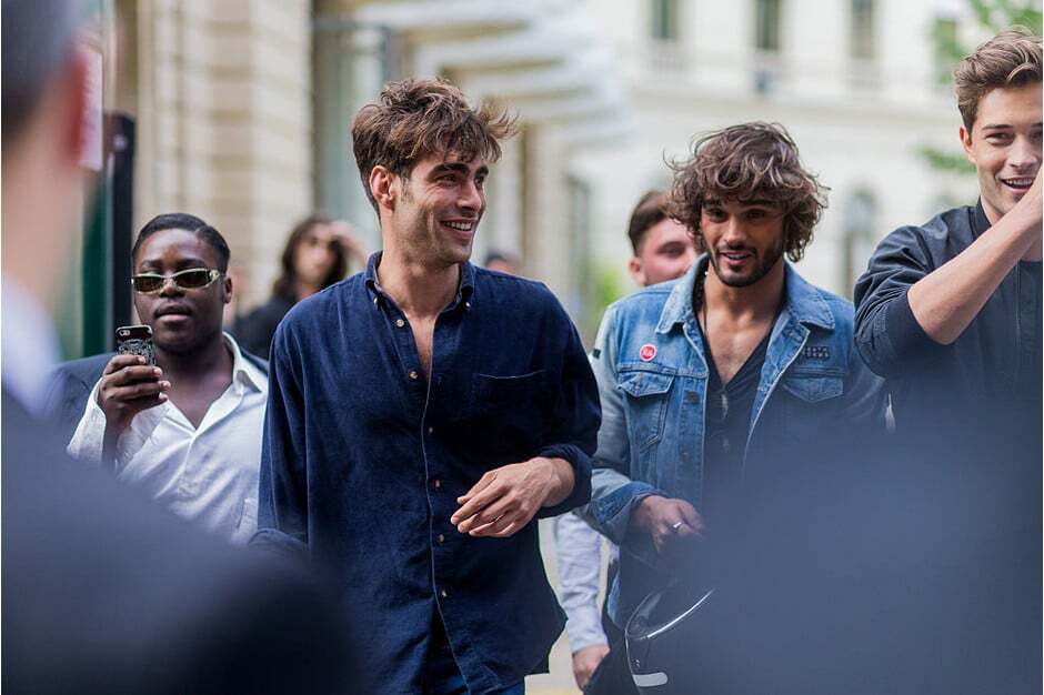 Street style: как выглядят самые модные мужчины Парижа
