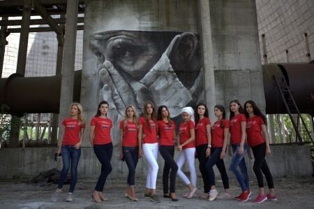 Финалистки "Мисс Украина Вселенная" устроили фотосессию в зоне ЧАЭС: Фоторепортаж